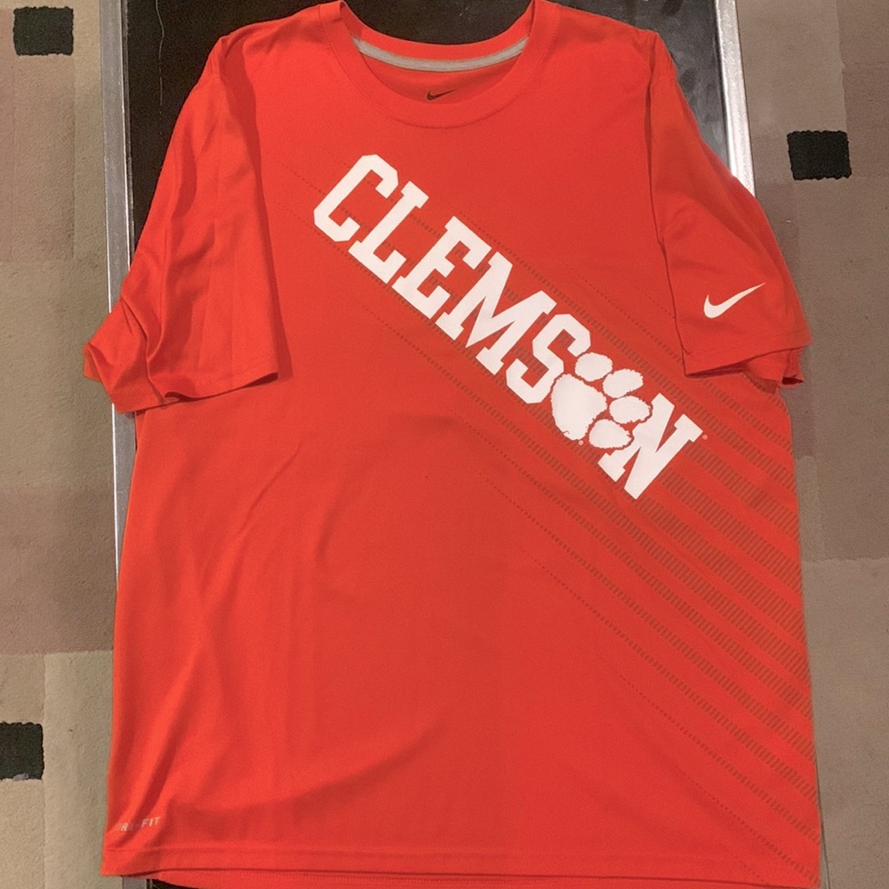 Men’s Nike DRI-FIT NCAA Clemson Tigers T-Shirt